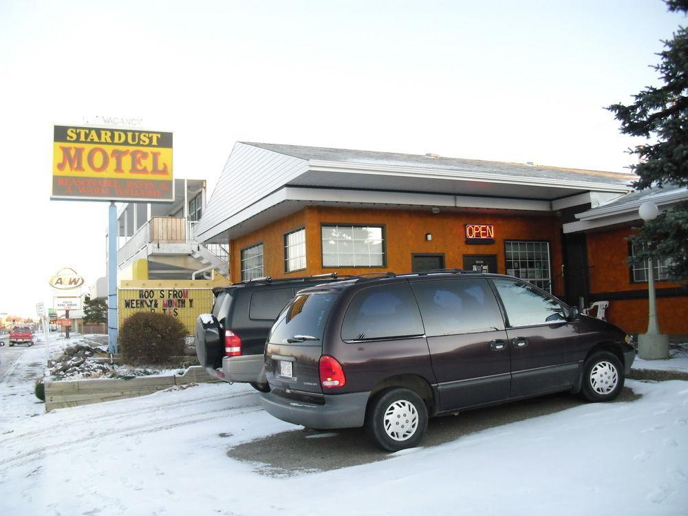 Stardust Motel Camrose Dış mekan fotoğraf